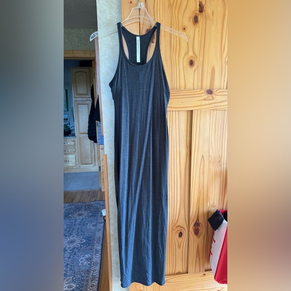 Lululemon Elegant Heather Gray Sleeveless Maxi Dress Size 4 - Picture 1 of 4